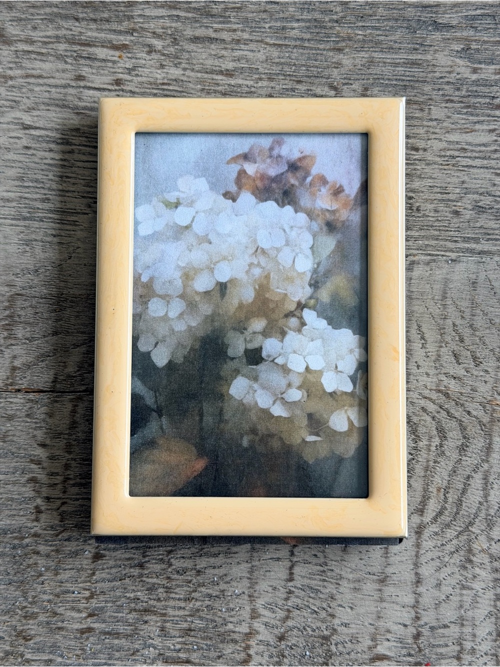 Vtg Enamel On Brass Mini Picture Frame 5” x 3.5” Mother’s Day Gifting Dainty